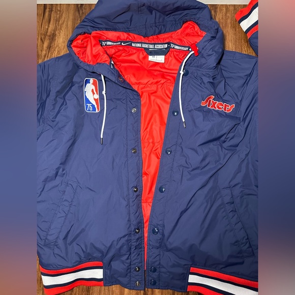 Men's Nike Navy Brooklyn Nets City Edition Courtside Hooded  Bomber Jacket - Picture 2 of 8